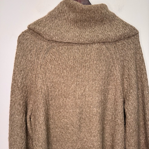 Mac & Jac Tan Wool Mohair Turtleneck Bell Sleeve Sweater Size XL - Picture 5 of 12